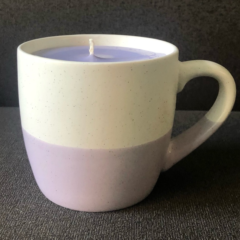 🧡 Handmade White and Purple Lilac Scented Mug Candle